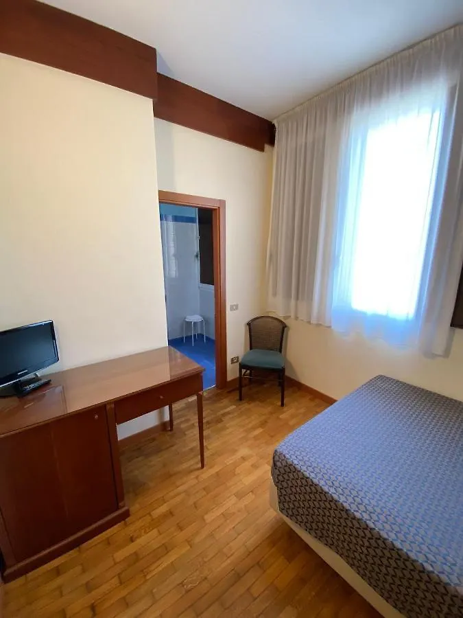 Hotel Bellevue Rimini 4*,  Italy